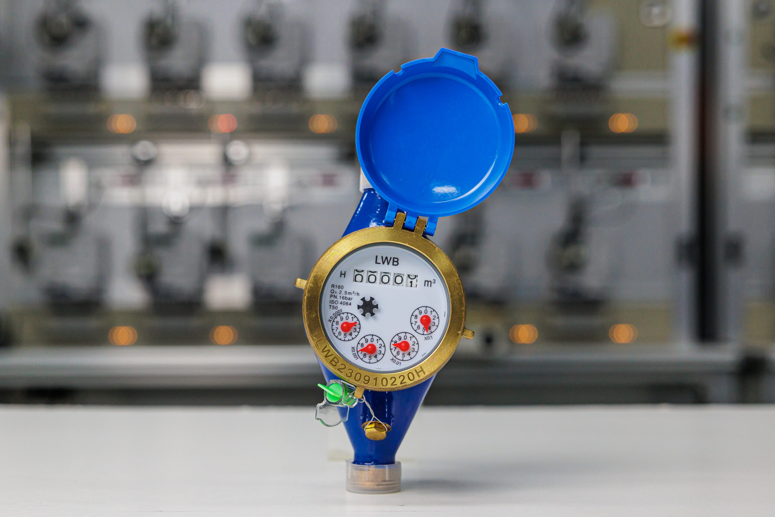 Watermeter mechanical metal up to 99999 cubic meters Watermeter mechanical metal up to 99999 cubic meters