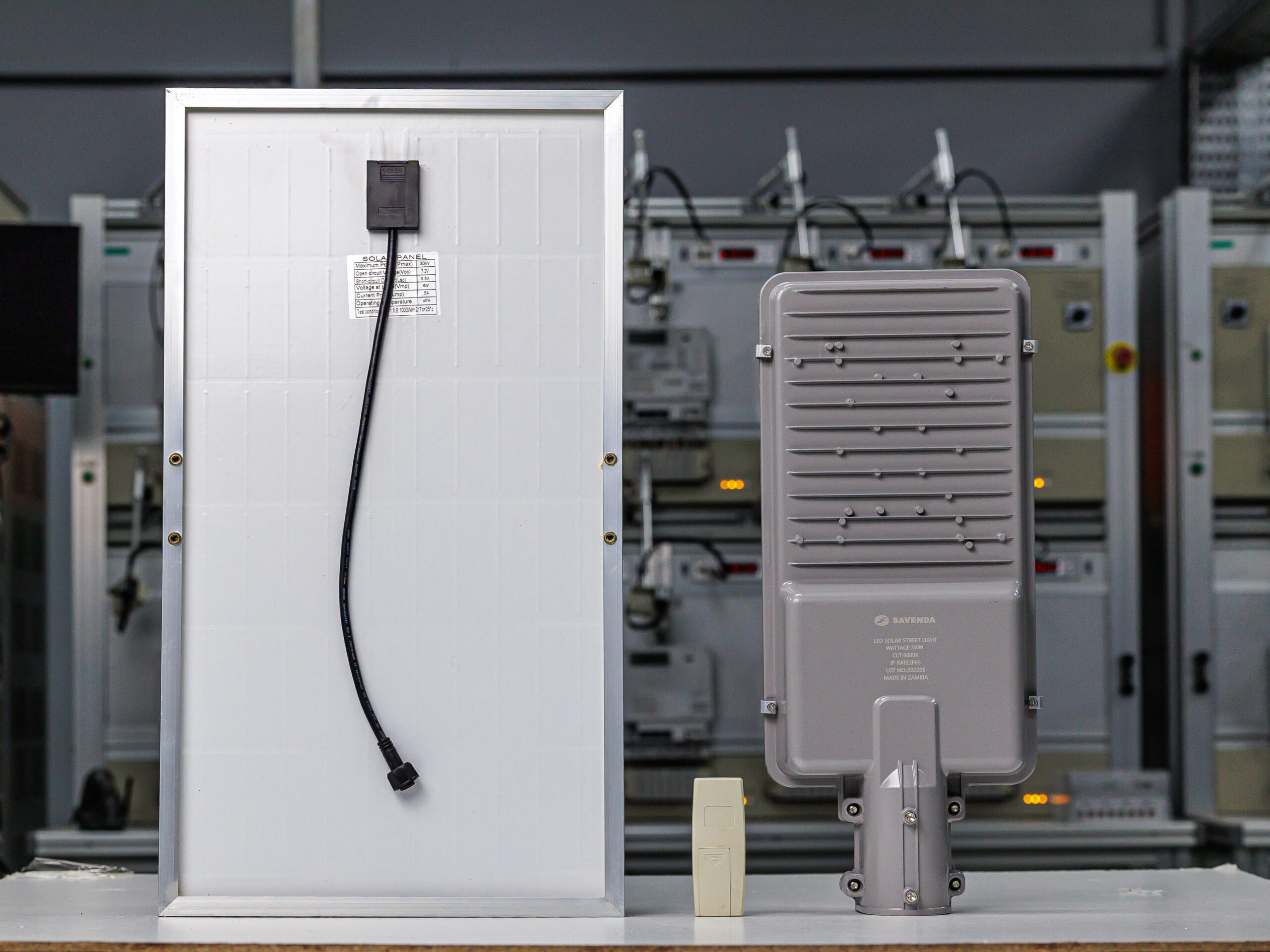 LED solar street lamp 300W CCT 6000K IP65 LED solar street lamp 300W CCT 6000K IP65