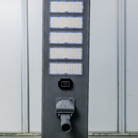 LED Solar street light 600W CCt3000k made in Zambia